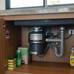 เครื่องย่อยเศษอาหารคืออะไร ติดตั้งอย่างไร